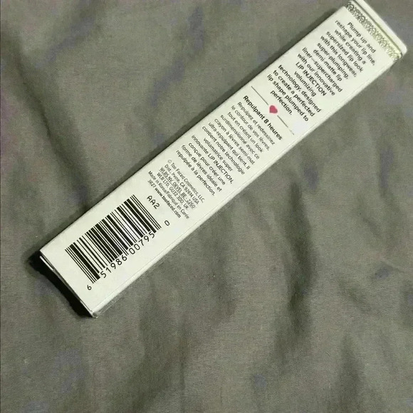 Too Faced Lip Injection Lip Shaper in Hot & Spicey MSRP $24 - Picture 2 of 2